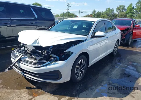 2022 Volkswagen Jetta 1.5T S z USA, uszkodzony, nr VIN 3VWCM7BU0NM002360